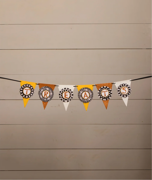 Treats Candy Corn Garland