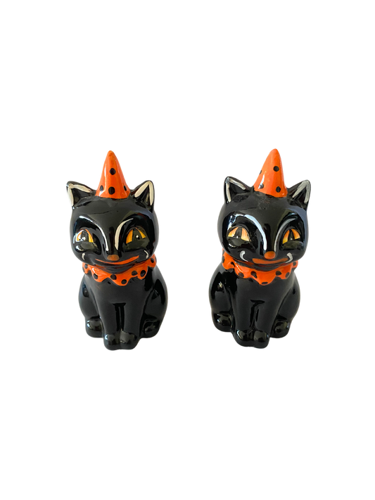 Vintage Cat Salt & Pepper Set